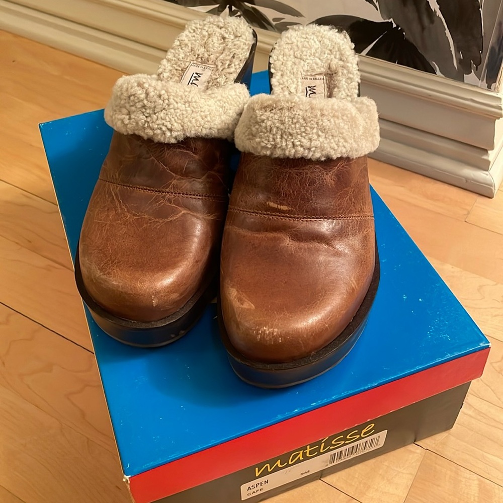NEW Matisse “Aspen” Clogs